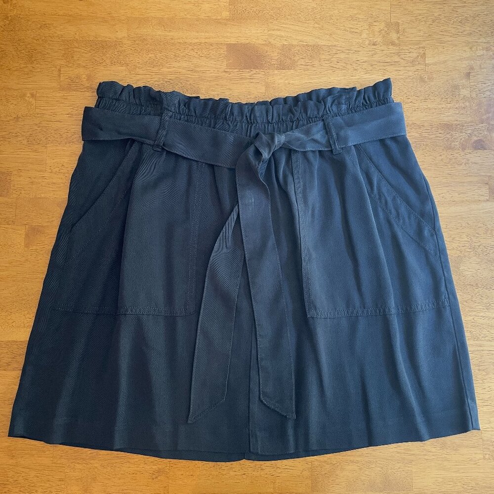 Size 14 H&M L.O.G.G. black mini skirt